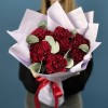 7 пышных бордовых гвоздик с эвкалиптом