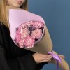 9 бело-сиреневых гвоздик с Лимониумом