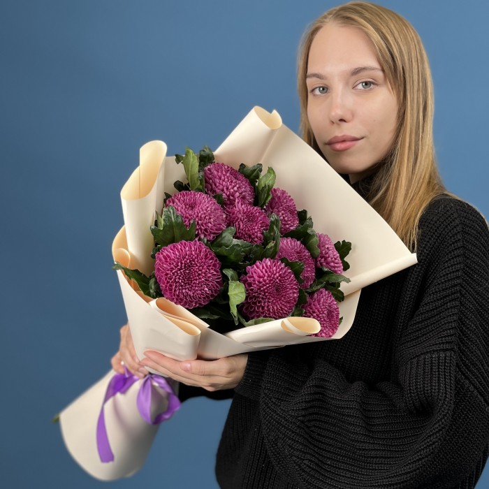 9 сиреневых хризантем помпон Фабьен