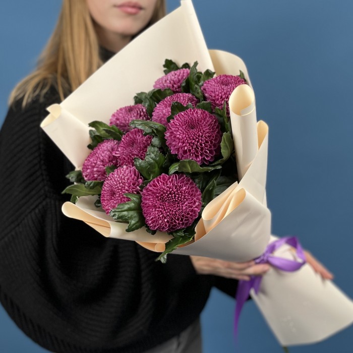 9 сиреневых хризантем помпон Фабьен