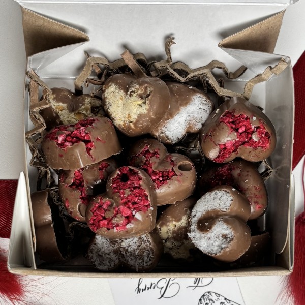 Молочный шоколад ручной работы сердечки