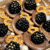 Шоколад ручной работы с ежевикой