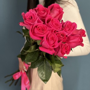 11 малиновых роз Пинк Флойд 60 см 11 малиновых роз Пинк Флойд 60 см
