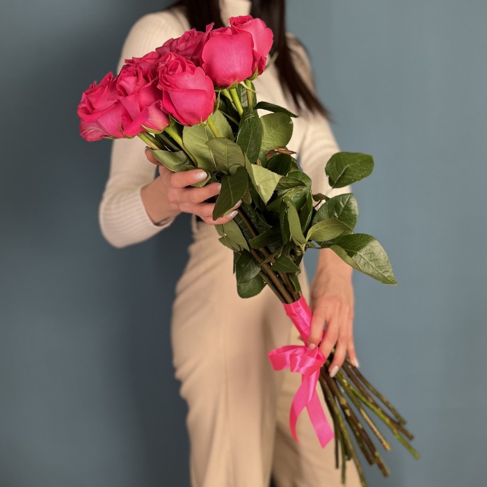 11 малиновых роз Пинк Флойд 70 см