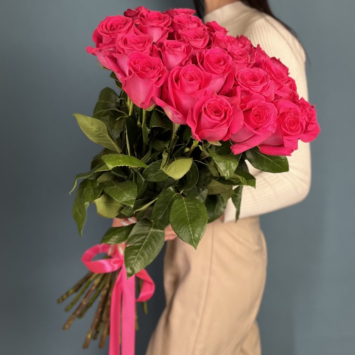 25 малиновых роз Пинк Флойд 70 см