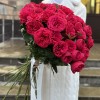 Красные кустовые пионовидные розы Ред Пиано 70 см
