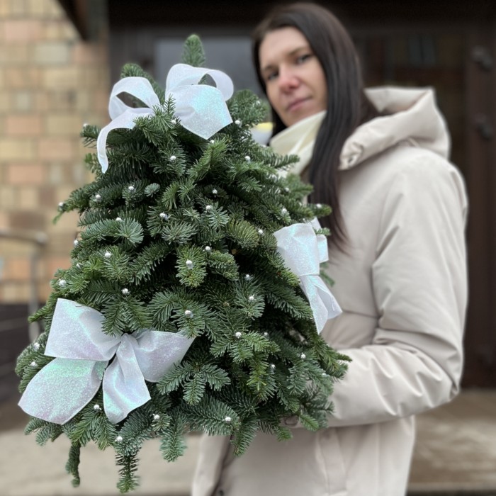 Рождественская елка Белый снег