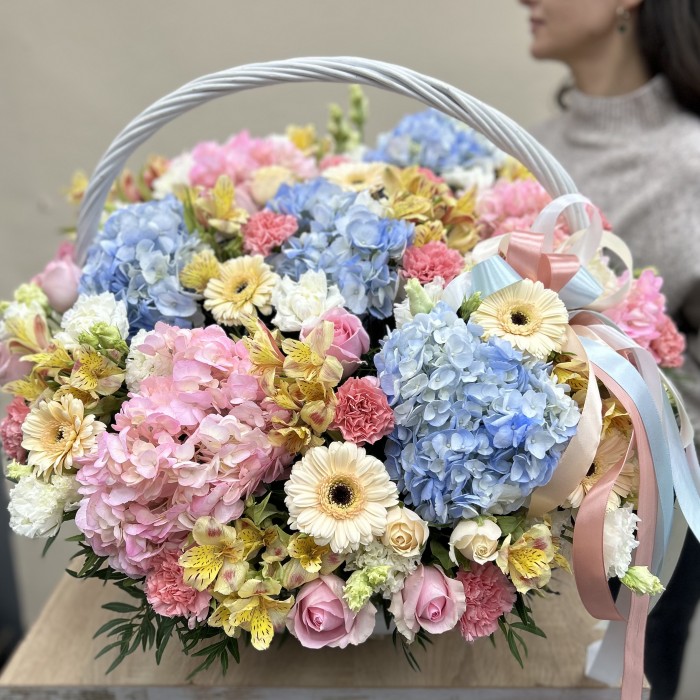 Букет дня в корзине Энергия