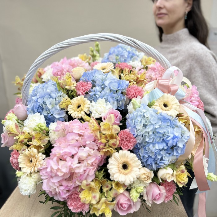 Букет дня в корзине Энергия