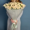 25 кустовых белых роз Сноуфлейк 60 см