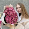 25 кустовых пионовидных роз Леди Бомбастик 50 см