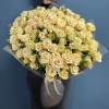 25 кустовых роз Аксана 70 см