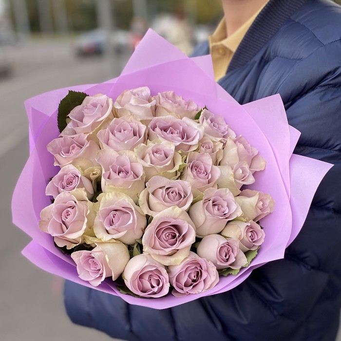 25 роз Морнинг дью