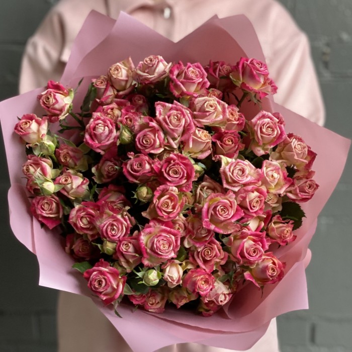 11 кустовых роз Бала