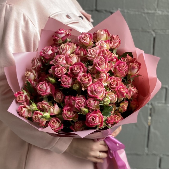 11 кустовых роз Бала