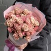 11 нежно-розовых кустовых роз Дестини 50 см