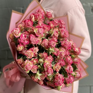15 кустовых роз Бала 15 кустовых роз Бала
