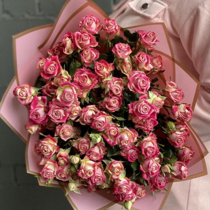 15 кустовых роз Бала