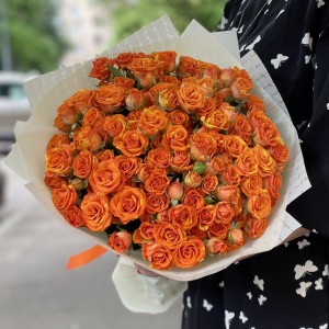 25 оранжевых кустовых роз 40см 25 оранжевых кустовых роз 40см