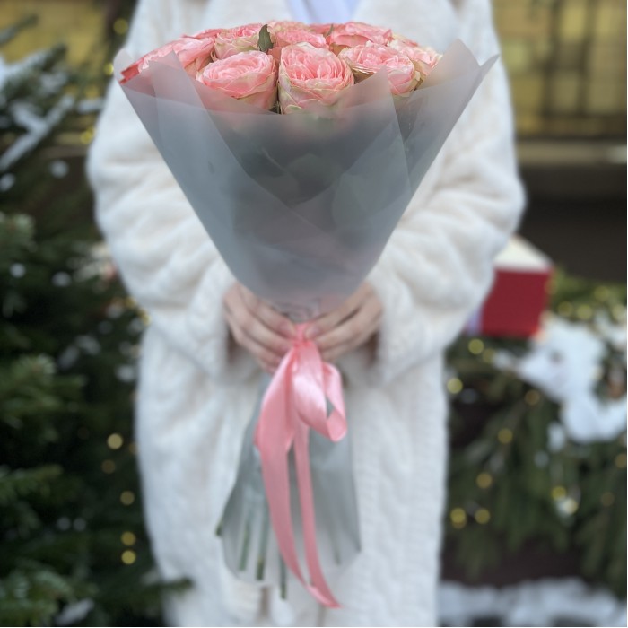 25 пионовидных роз Кахала 50 см