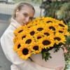25 подсолнухов в коробке