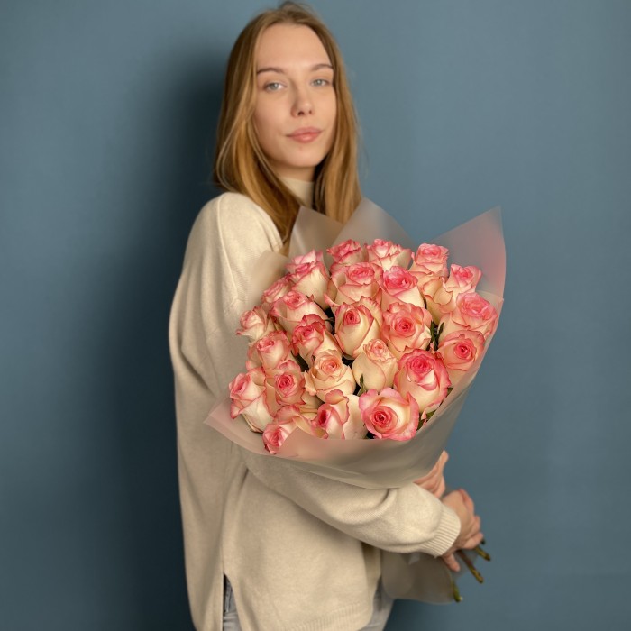 25 роз Джумилия 60 см