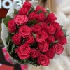 25 малиновых роз Такаци 50 см