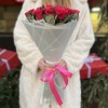 25 малиновых роз Такаци 50 см