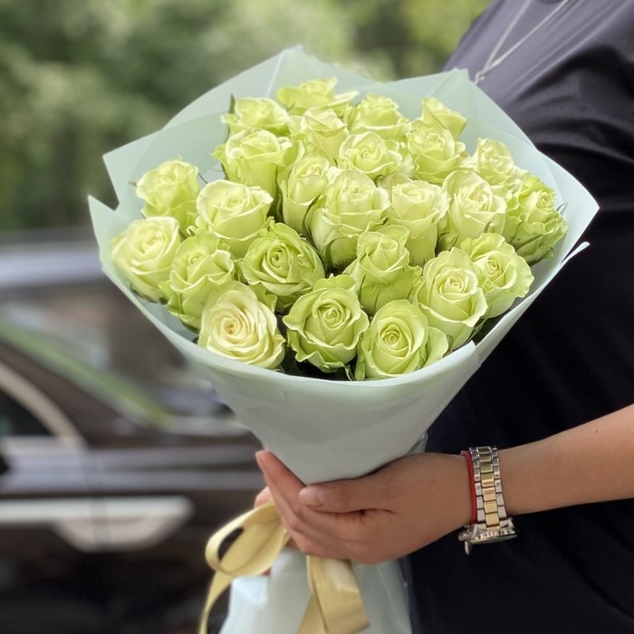 25 зеленых роз Ноель