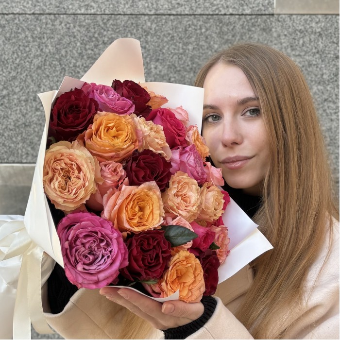 25 роз праздничный MIX