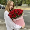 25 ароматных роз в коробке