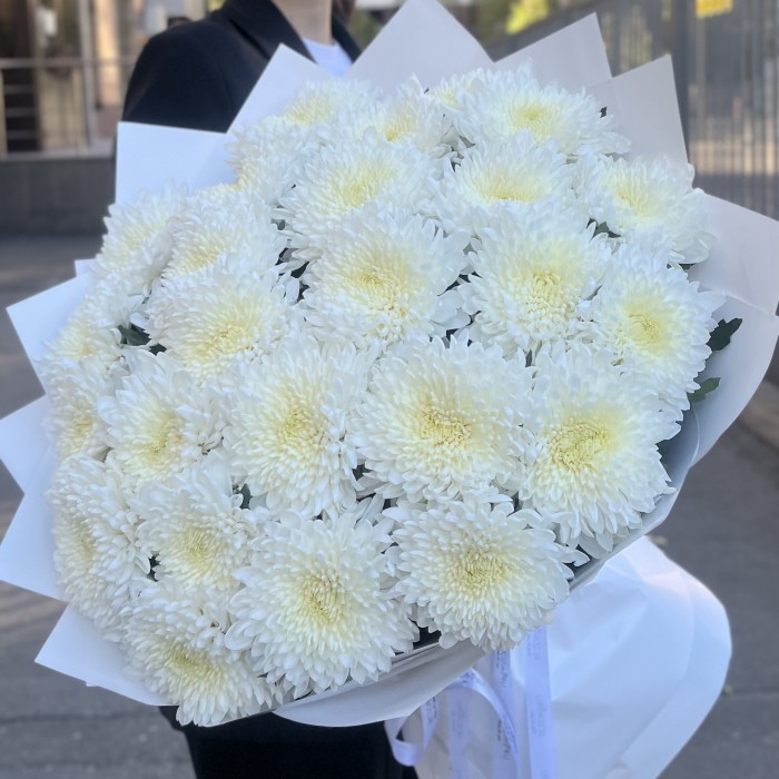 25 белых хризантем Магнум