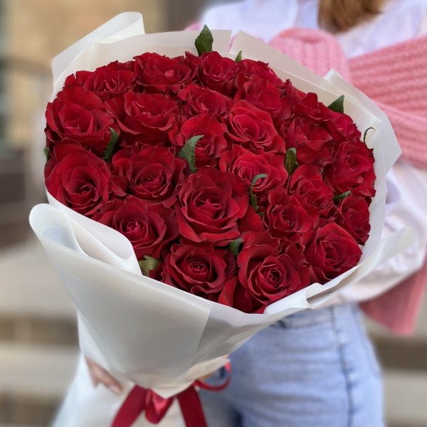 25 красных роз Эвер ред 60 см