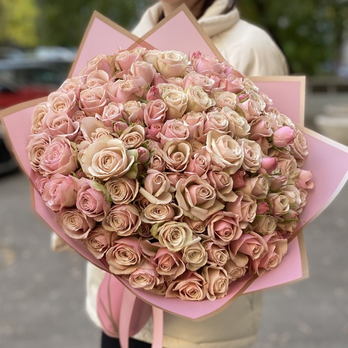 25 кустовых пионовидных роз Дестини