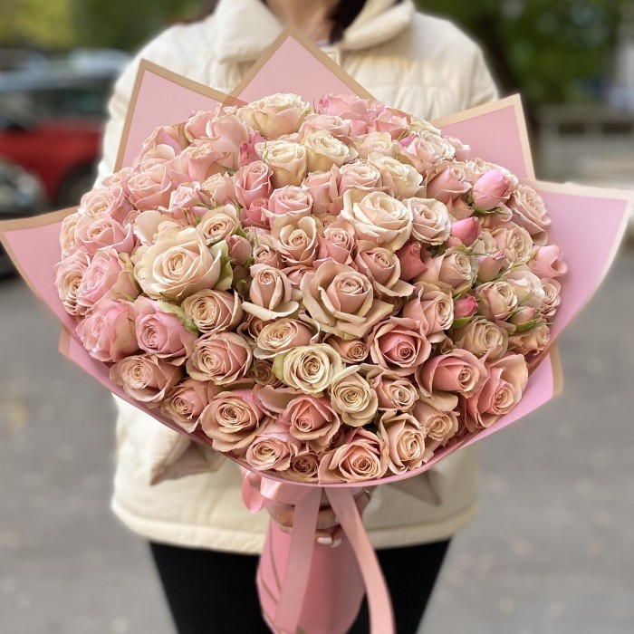 25 кустовых пионовидных роз Дестини