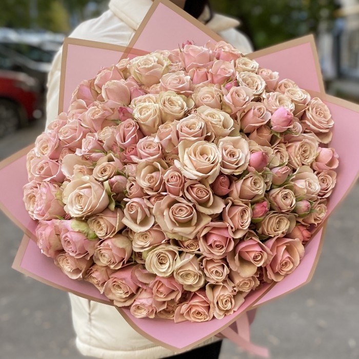 25 кустовых пионовидных роз Дестини