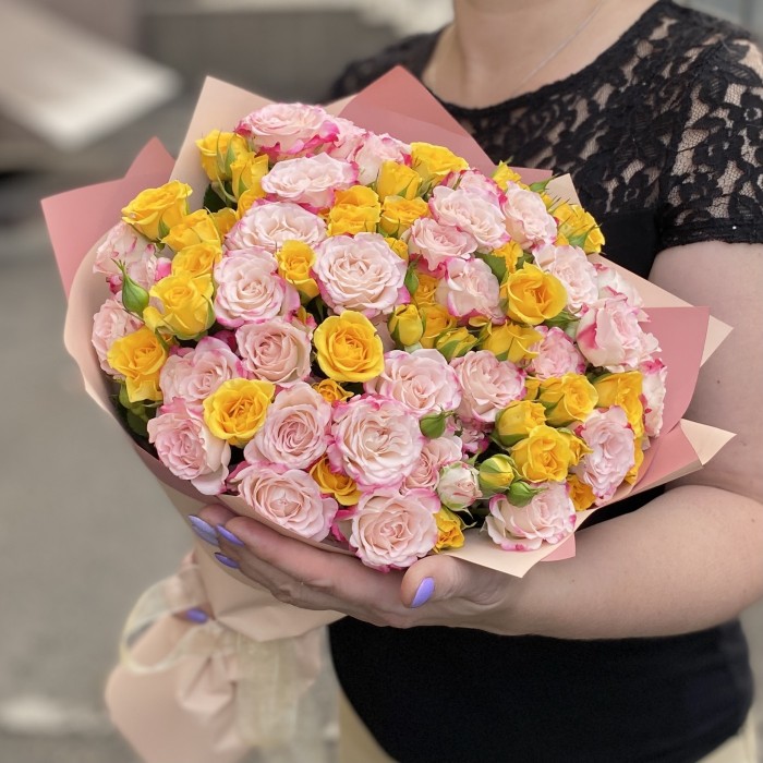 25 кустовых роз Нежные Мысли