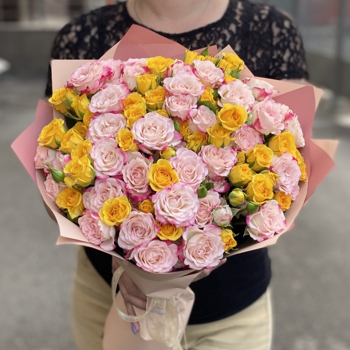 25 кустовых роз Нежные Мысли