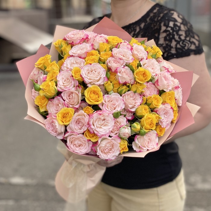 25 кустовых роз Нежные Мысли