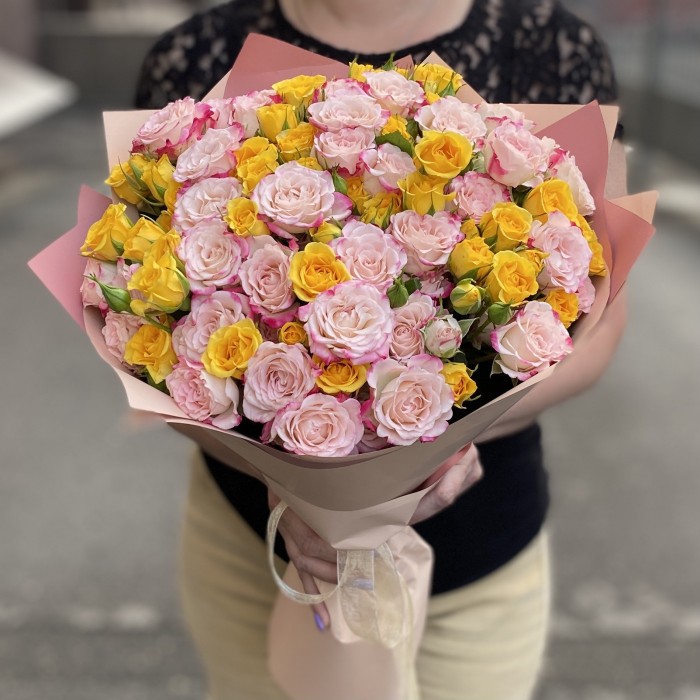 25 кустовых роз Нежные Мысли