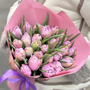 25 лиловых тюльпанов Дабл Мастер