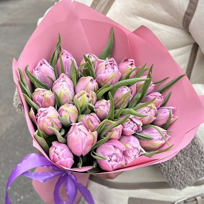 25 лиловых тюльпанов Дабл Мастер
