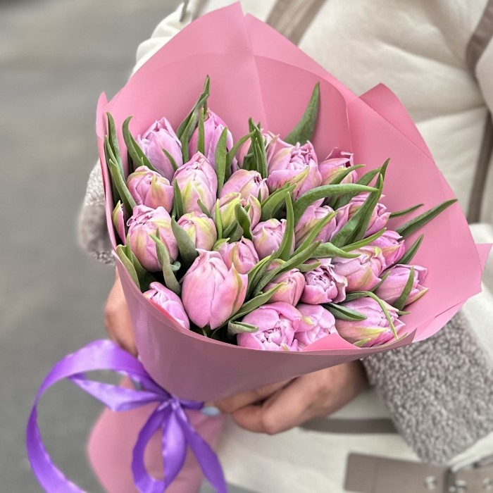 25 лиловых тюльпанов Дабл Мастер