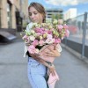 25 махровых розовых эустом