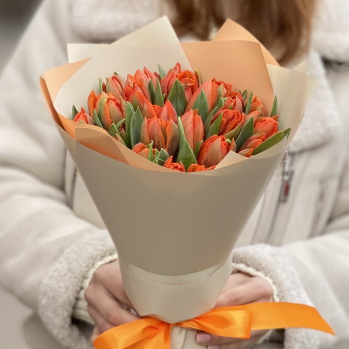 25 оранжевых пионовидных тюльпанов Эрмитаж Даб