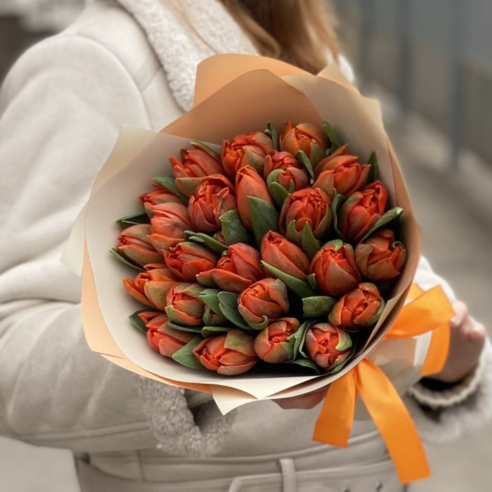 25 оранжевых пионовидных тюльпанов Эрмитаж Даб