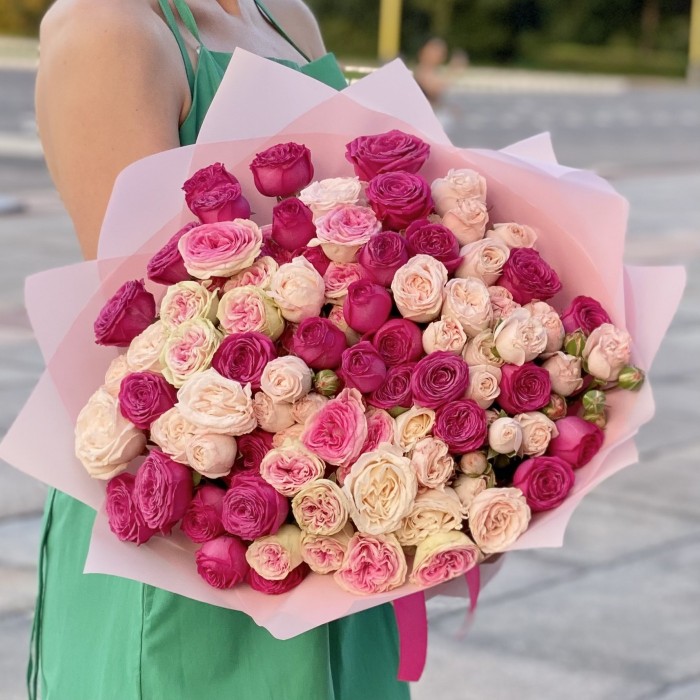 25 кустовых пионовидных роз Розовый вихрь