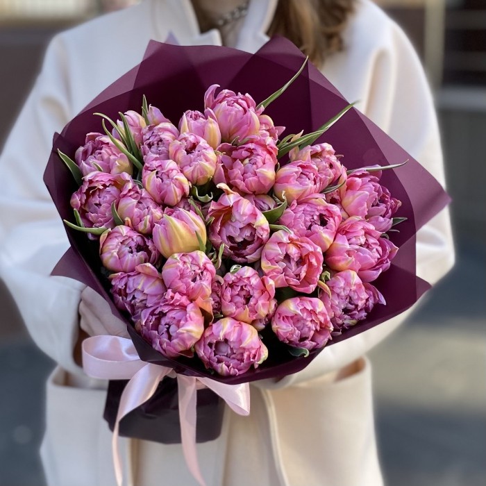 25 пионовидных розовых тюльпанов Флэш Поинт