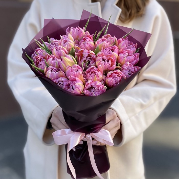 25 пионовидных розовых тюльпанов Флэш Поинт