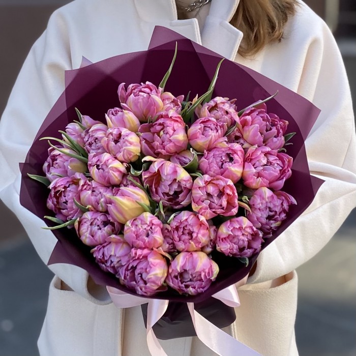 25 пионовидных розовых тюльпанов Флэш Поинт